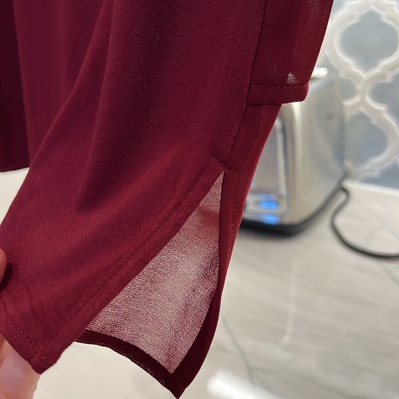 Michael Kors Mixed Woven Knit Layered Hem Blouse - Picture 10 of 10